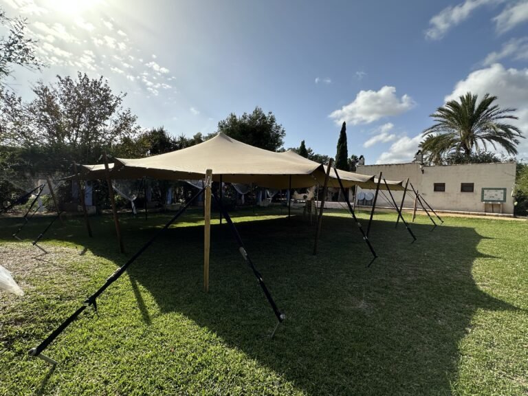 Montaje de carpa beduina por Tec Tents