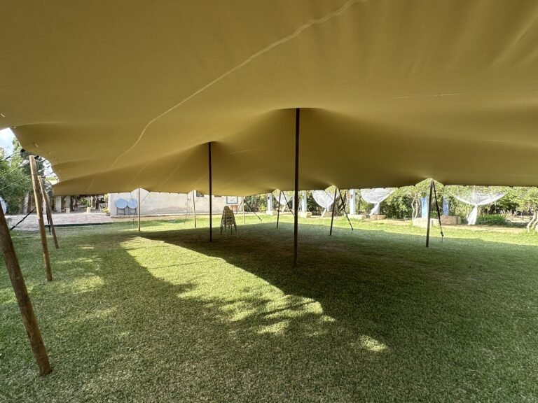 Contacto Tec Tents: carpas beduinas montadas para un evento