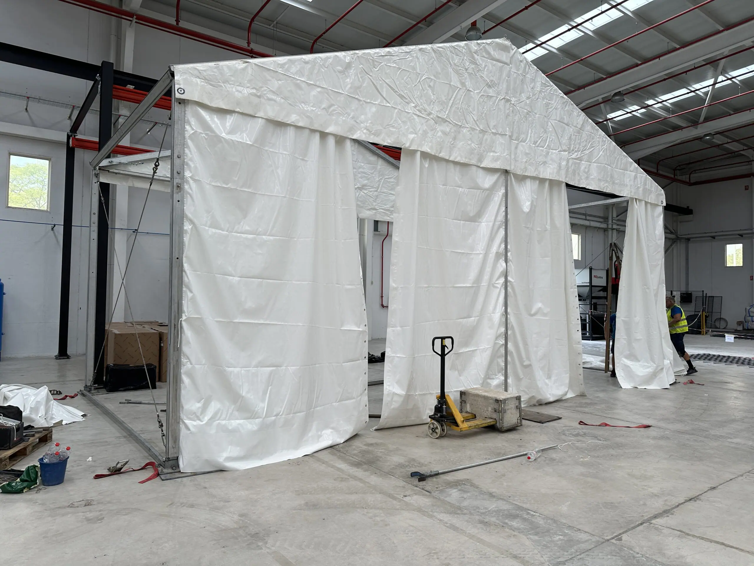 Carpa a 2 aguas 10x5m con pata de 4m- Tec Tents (48)