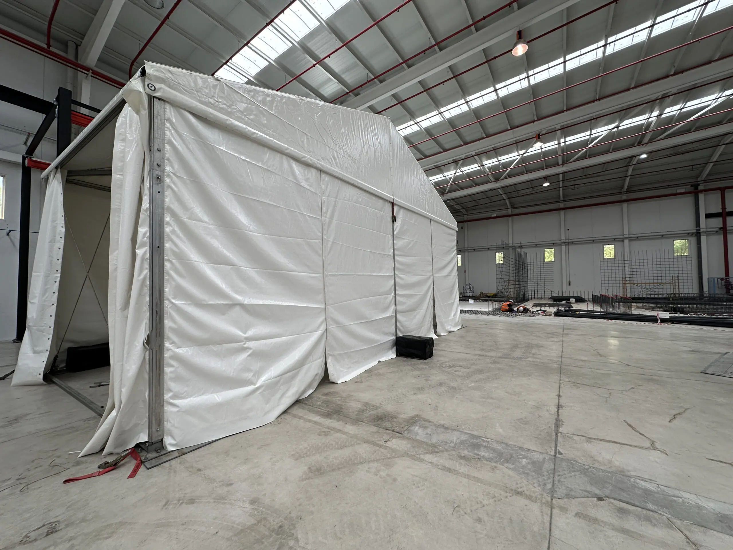 Carpa a 2 aguas 10x5m con pata de 4m- Tec Tents (60)