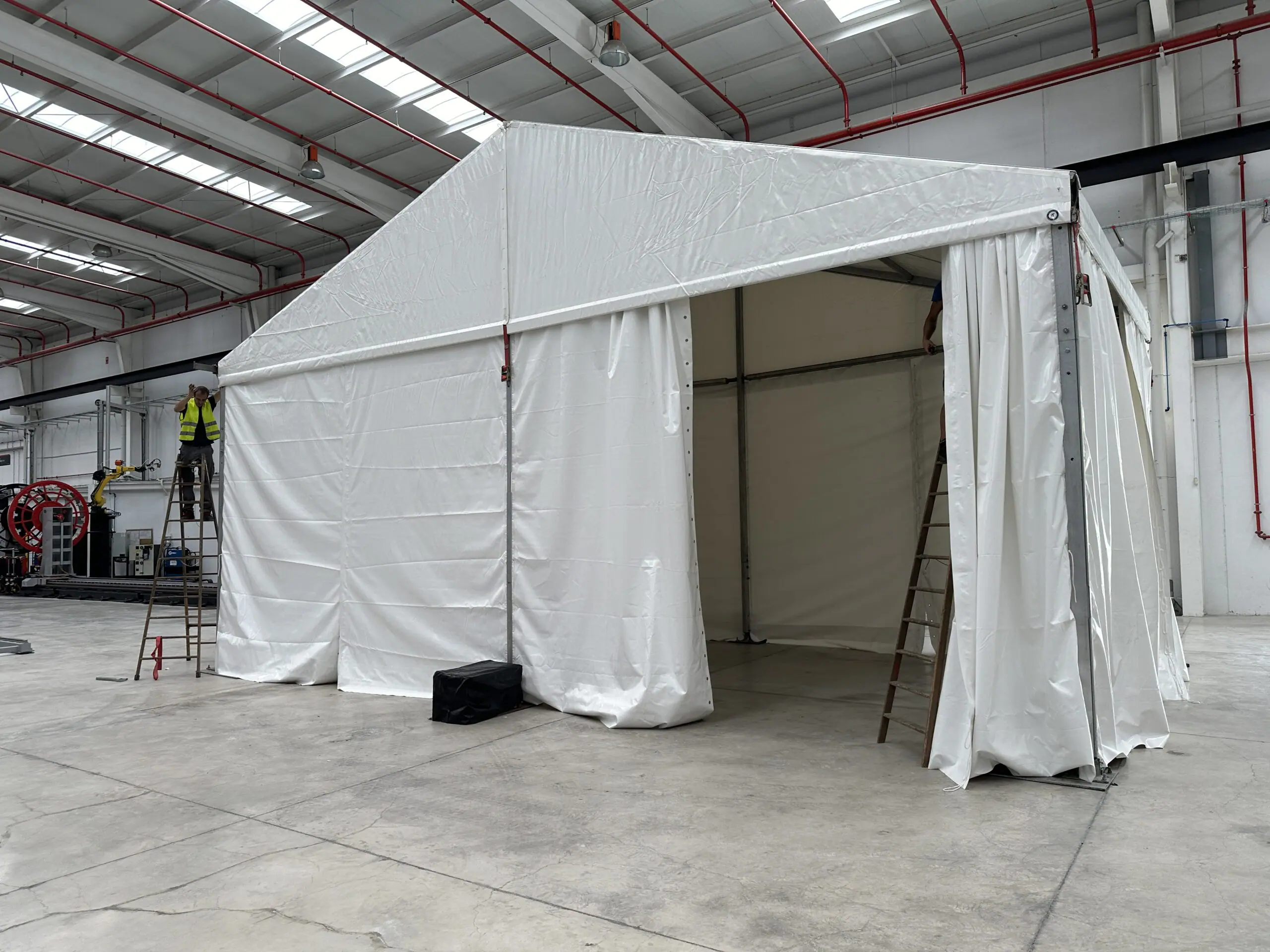 Carpa a 2 aguas 10x5m con pata de 4m- Tec Tents (9)