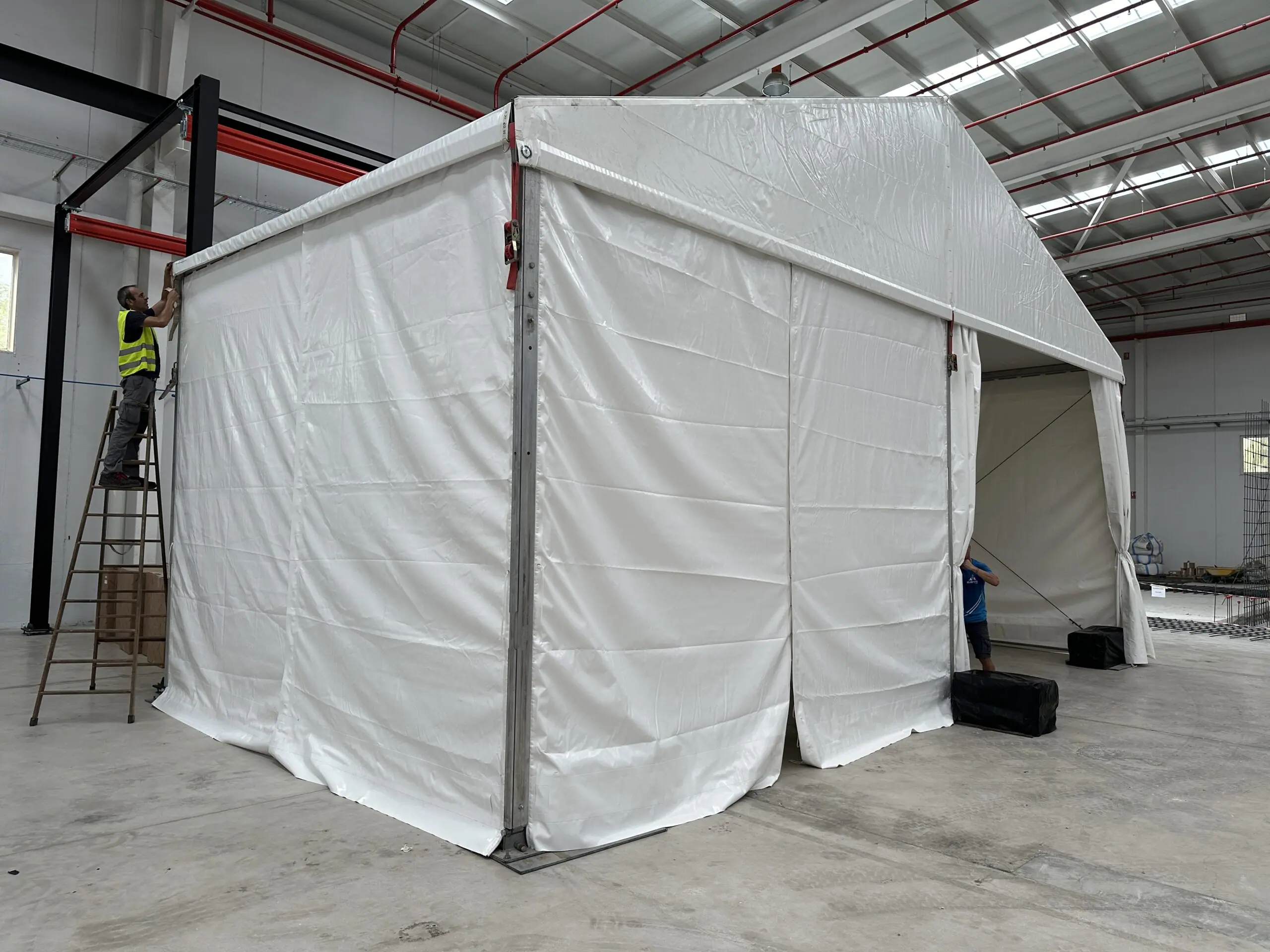 Carpa a 2 aguas 10x5m con pata de 4m- Tec Tents (9)