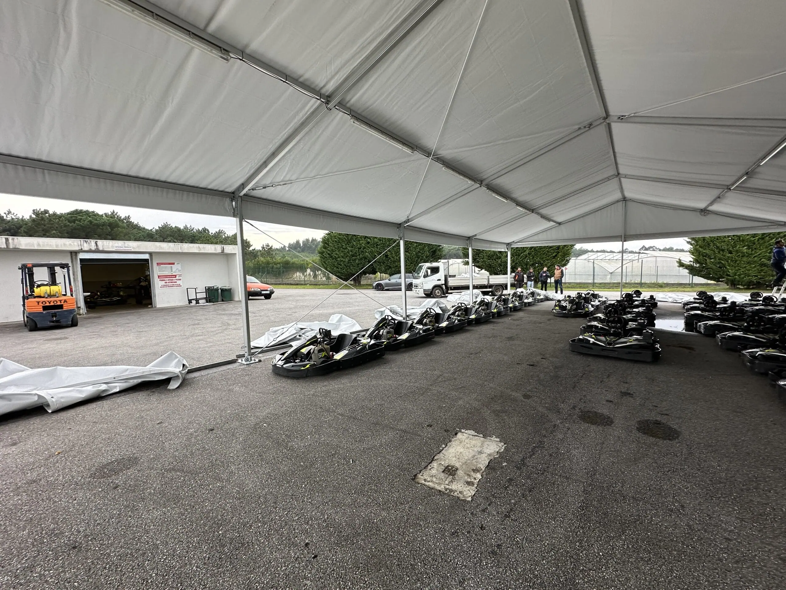 Carpa a 2 aguas - karting - Tec Tents SL (27)